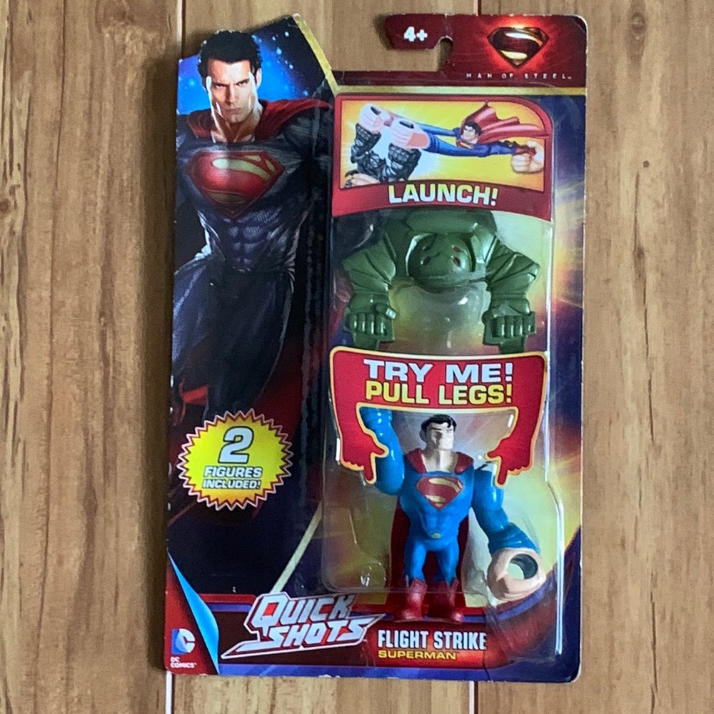 Man of Steel Quick Shots Flight Strike Superman Pull Back Launch Quickshots Toy